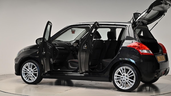 Used Suzuki Swift 2016 for sale - 74667246: Photo 59
