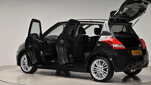 Used Suzuki Swift 2016 for sale - 74667246: Photo 60