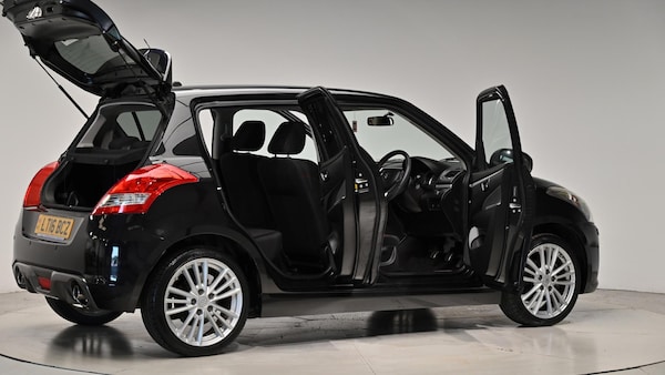 Used Suzuki Swift 2016 for sale - 74667246: Photo 71