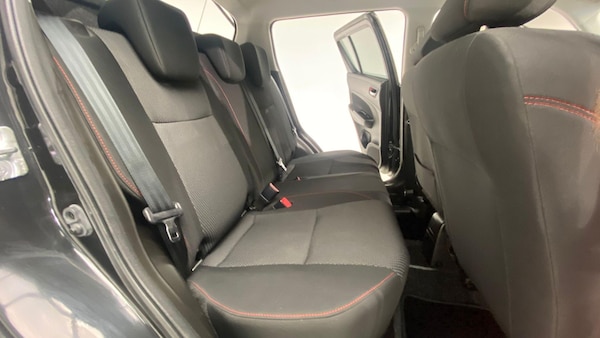 Used Suzuki Swift 2016 for sale - 74667246: Photo 85
