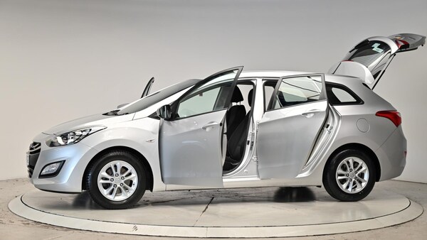 Used Hyundai i30 2014 for sale - 75459062: Photo 55