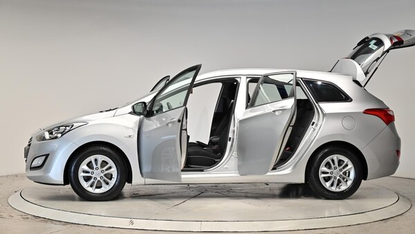Used Hyundai i30 2014 for sale - 75459062: Photo 56