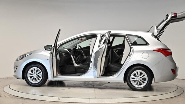 Used Hyundai i30 2014 for sale - 75459062: Photo 58