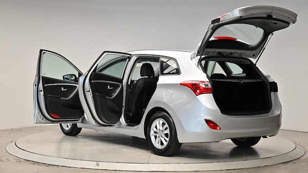 Used Hyundai i30 2014 for sale - 75459062: Photo 62