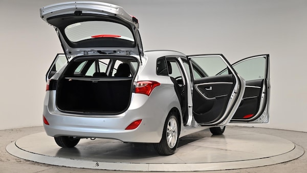 Used Hyundai i30 2014 for sale - 75459062: Photo 68