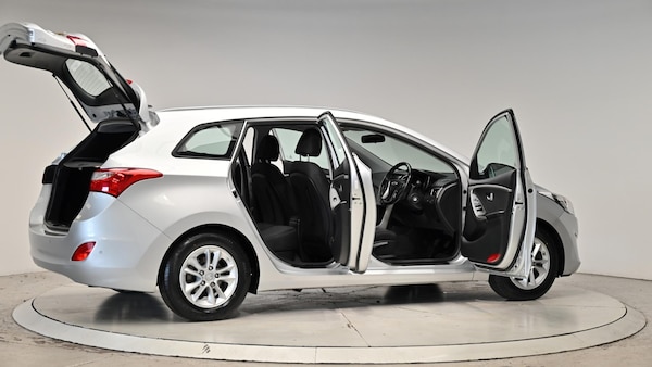Used Hyundai i30 2014 for sale - 75459062: Photo 72