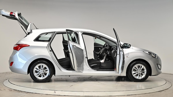 Used Hyundai i30 2014 for sale - 75459062: Photo 74
