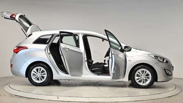 Used Hyundai i30 2014 for sale - 75459062: Photo 75