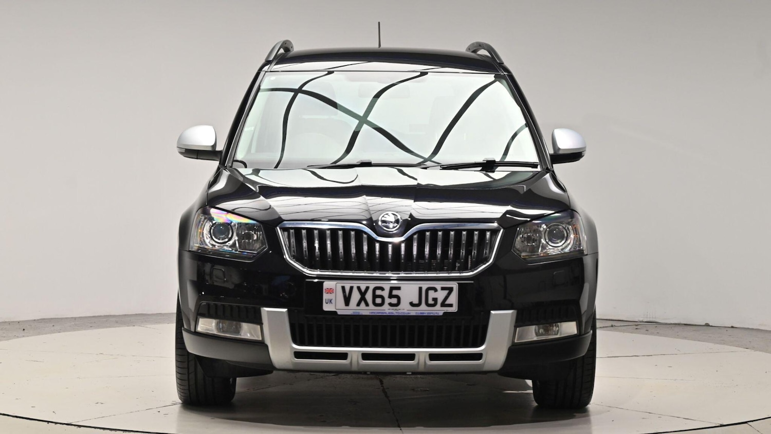 Used Skoda Yeti 2015 for sale - 77015589: Photo 2