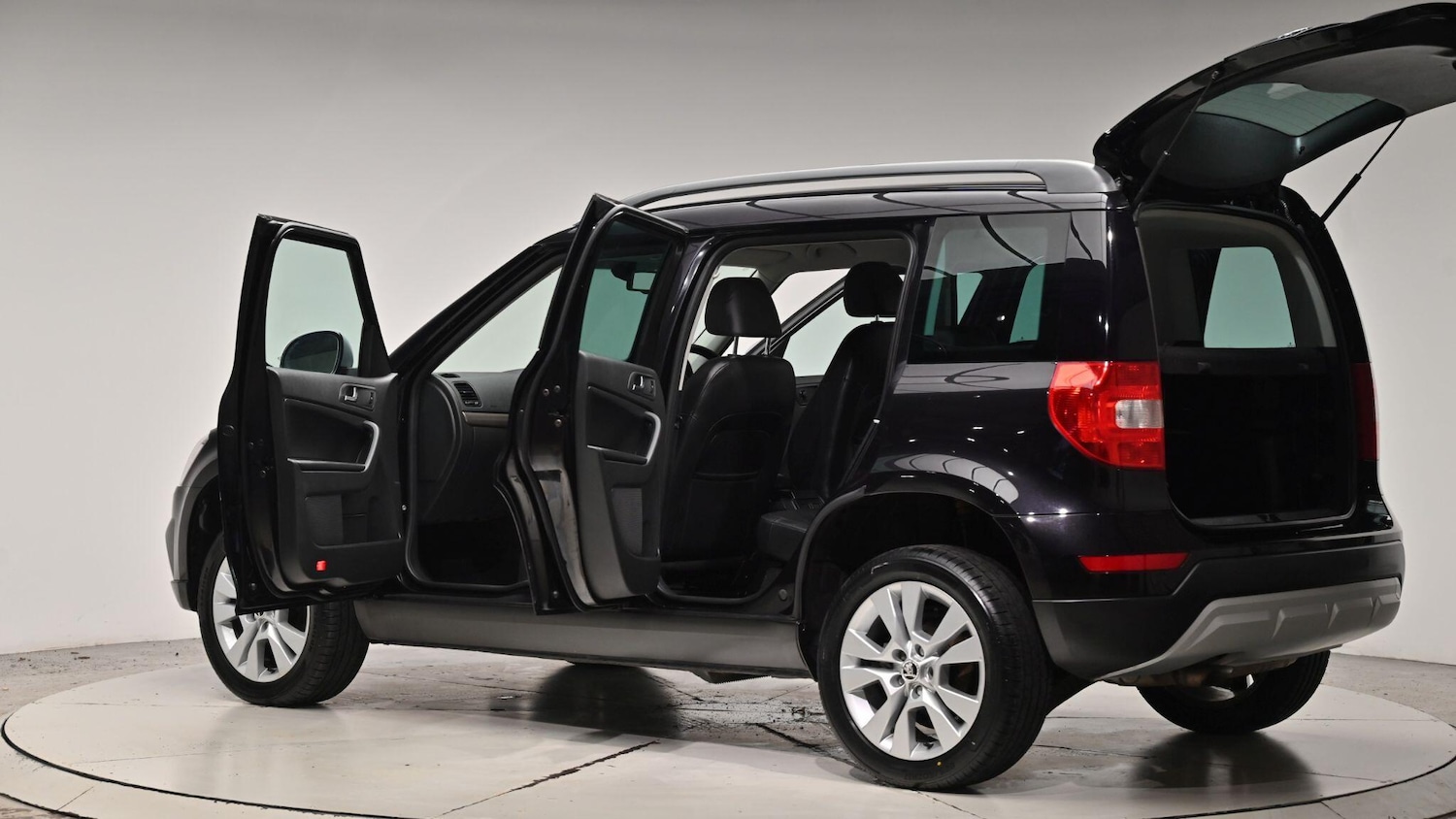 Used Skoda Yeti 2015 for sale - 77015589: Photo 28