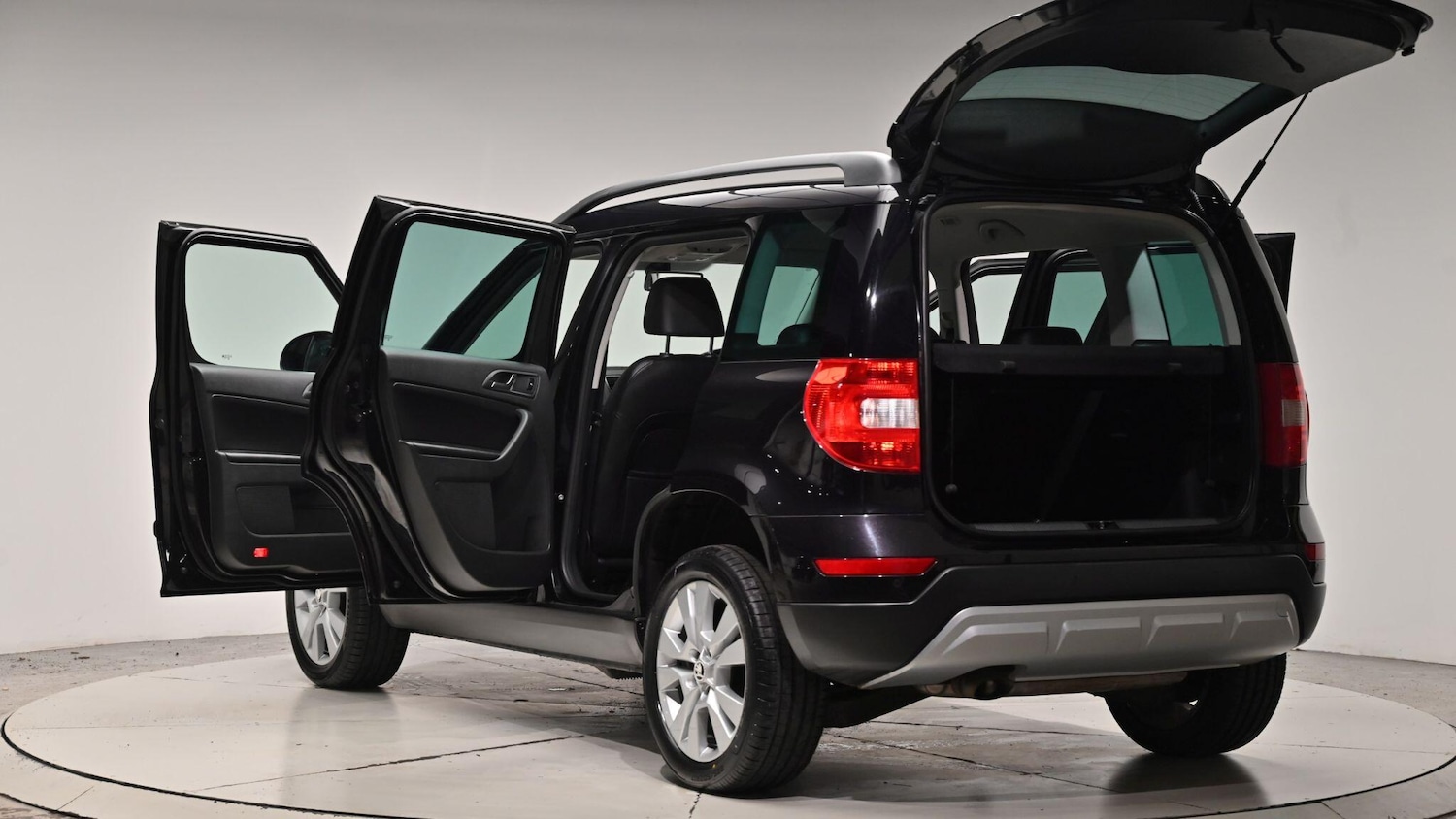 Used Skoda Yeti 2015 for sale - 77015589: Photo 29