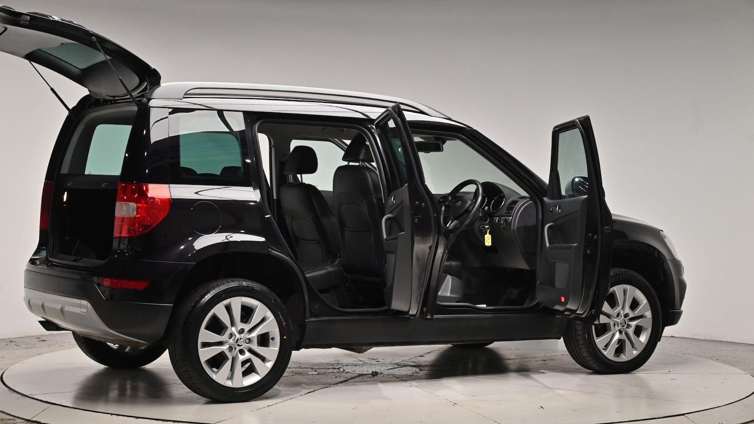 Used Skoda Yeti 2015 for sale - 77015589: Photo 32