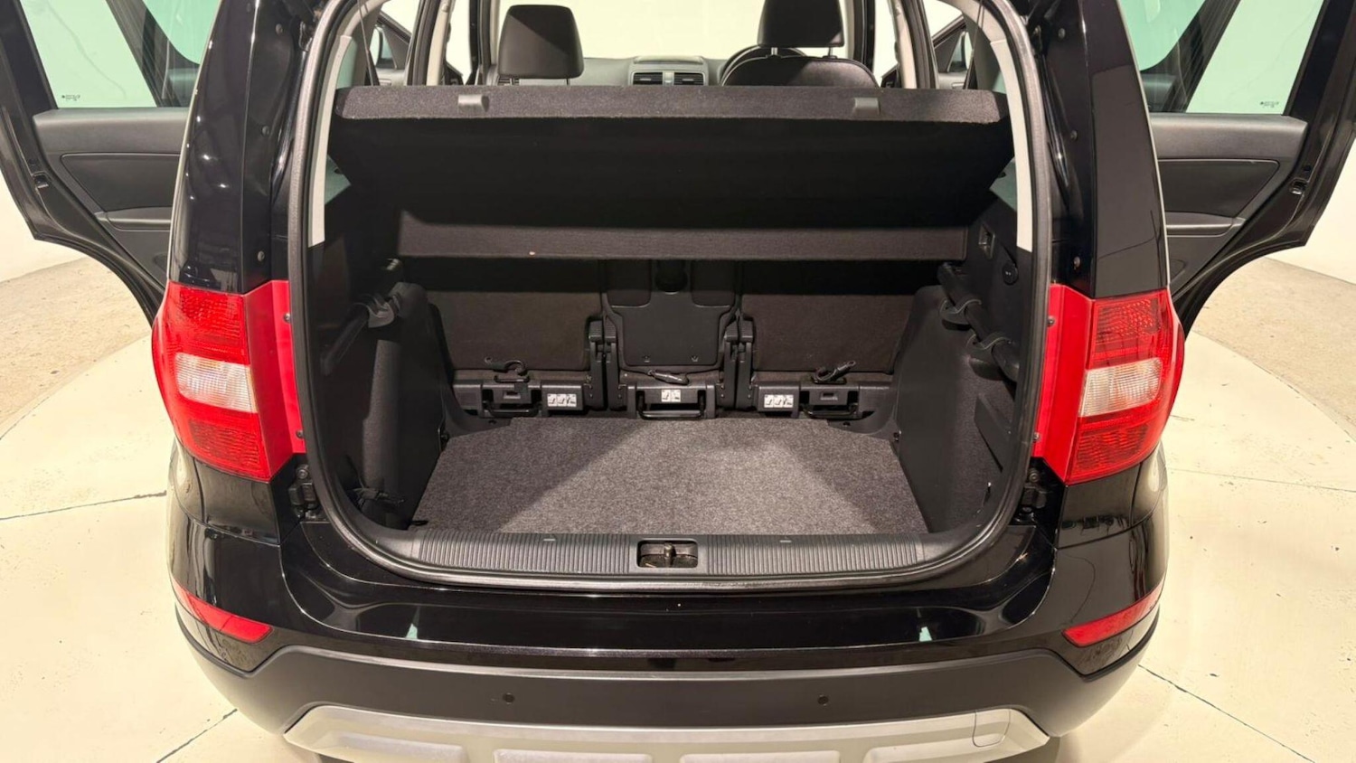 Used Skoda Yeti 2015 for sale - 77015589: Photo 44