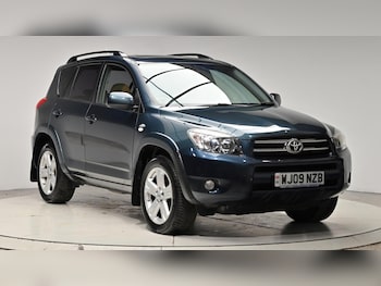 (09) - 2.2 D-4D SR 180 4WD 5dr