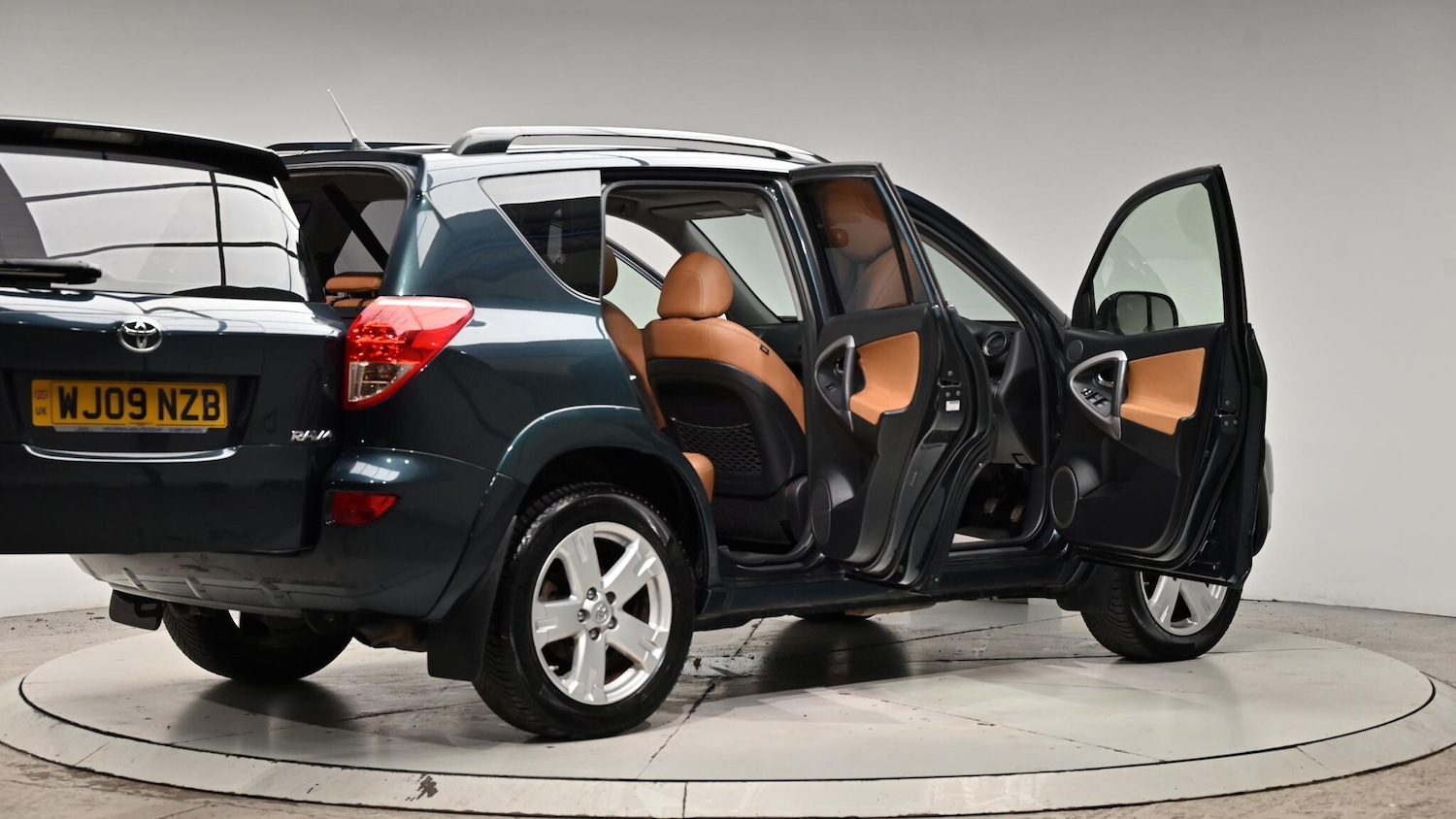 Used Toyota RAV4 2009 for sale - 77074650: Photo 70