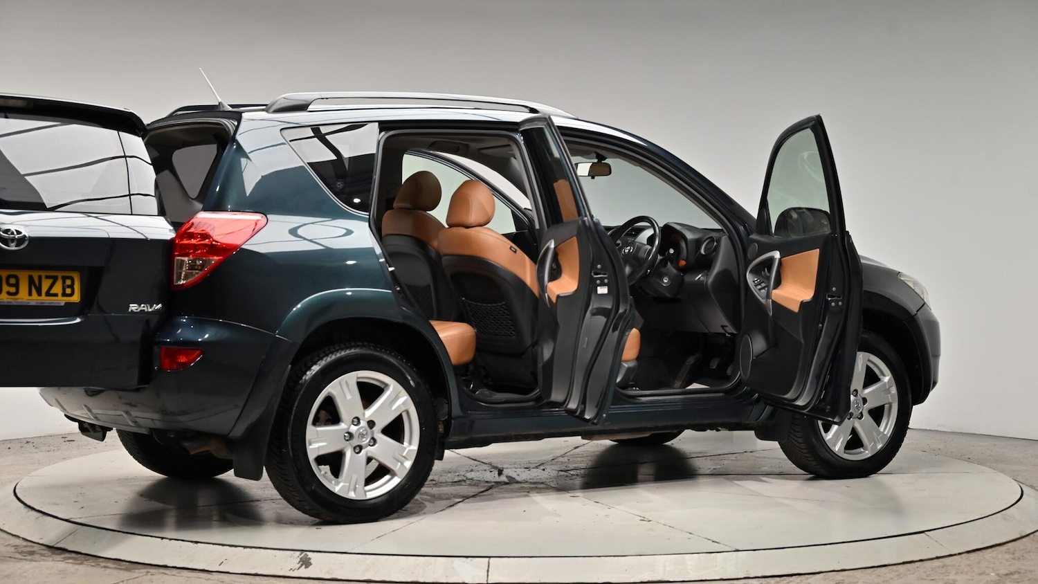 Used Toyota RAV4 2009 for sale - 77074650: Photo 71