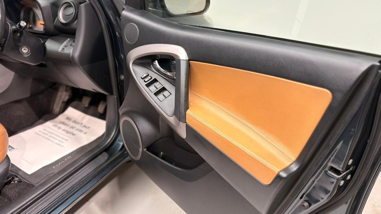 Used Toyota RAV4 2009 for sale - 77074650: Photo 97