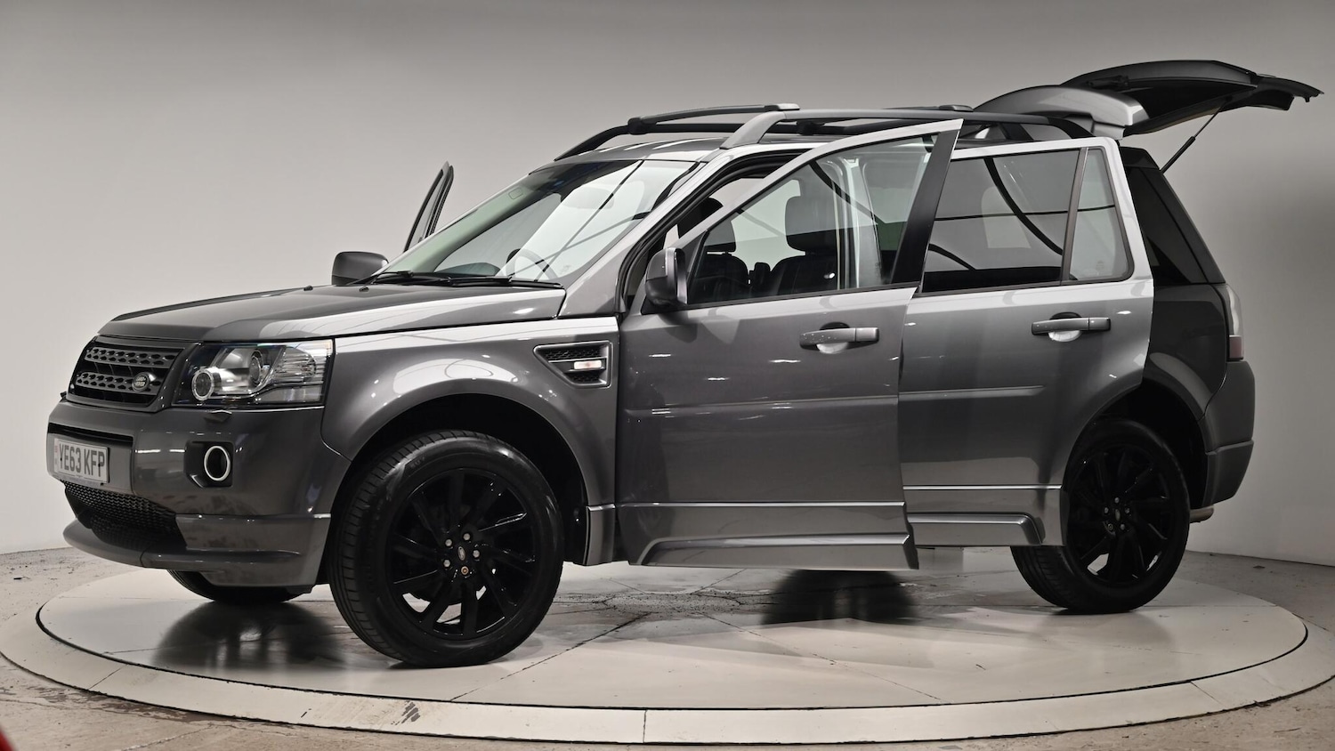 Used Land Rover Freelander 2013 for sale - 76513300: Photo 53