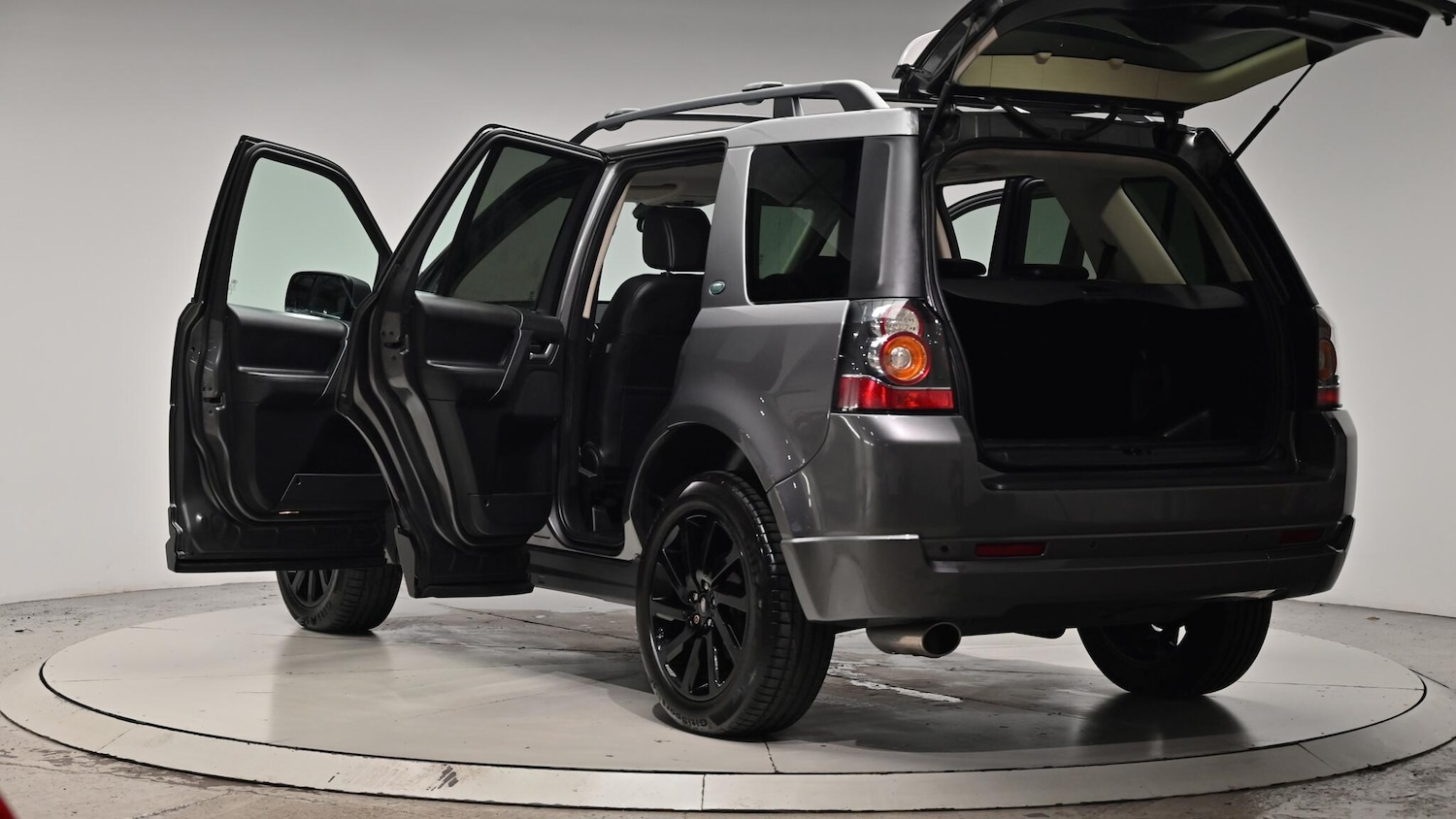 Used Land Rover Freelander 2013 for sale - 76513300: Photo 62