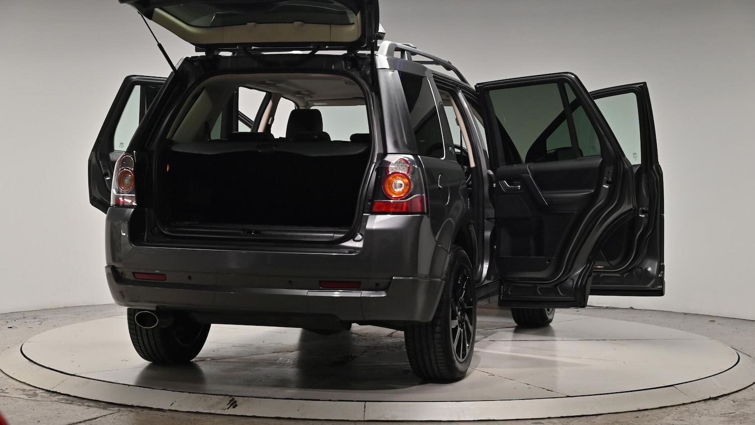 Used Land Rover Freelander 2013 for sale - 76513300: Photo 67