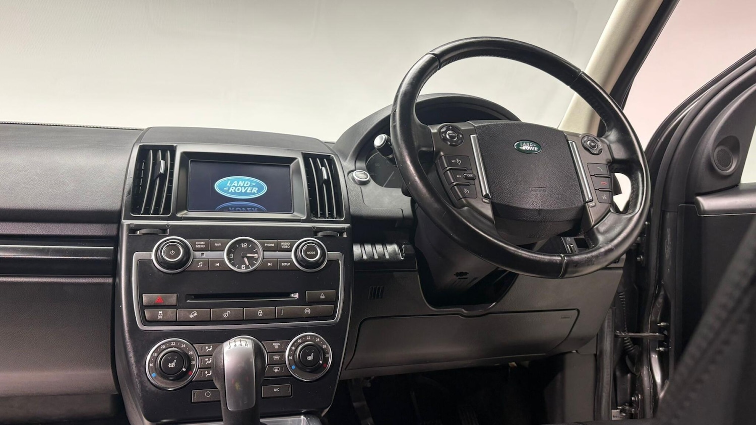 Used Land Rover Freelander 2013 for sale - 76513300: Photo 87