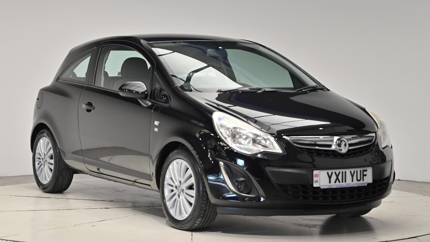 Used Vauxhall Corsa 2011 for sale - 76658164: Photo 1