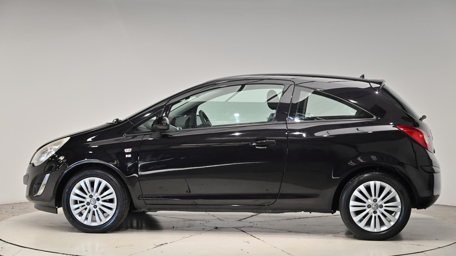 Used Vauxhall Corsa 2011 for sale - 76658164: Photo 21