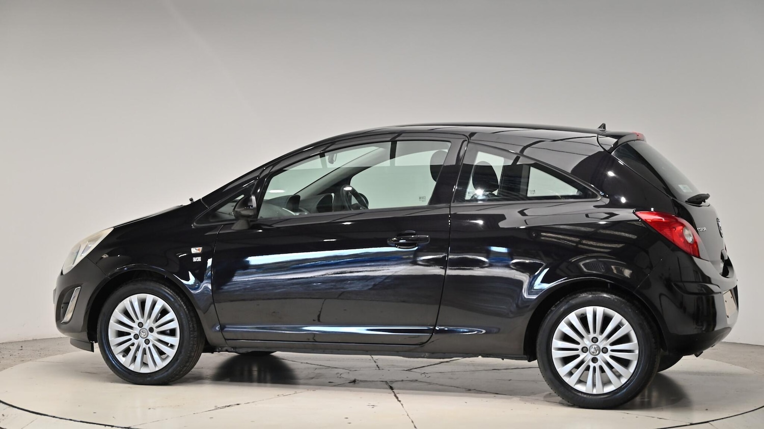 Used Vauxhall Corsa 2011 for sale - 76658164: Photo 22