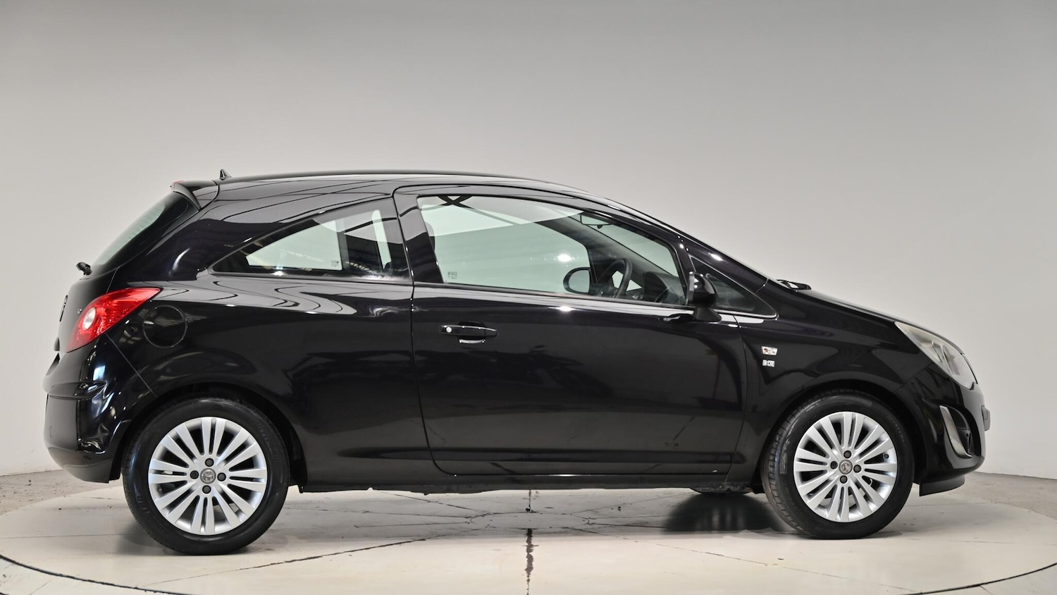 Used Vauxhall Corsa 2011 for sale - 76658164: Photo 37