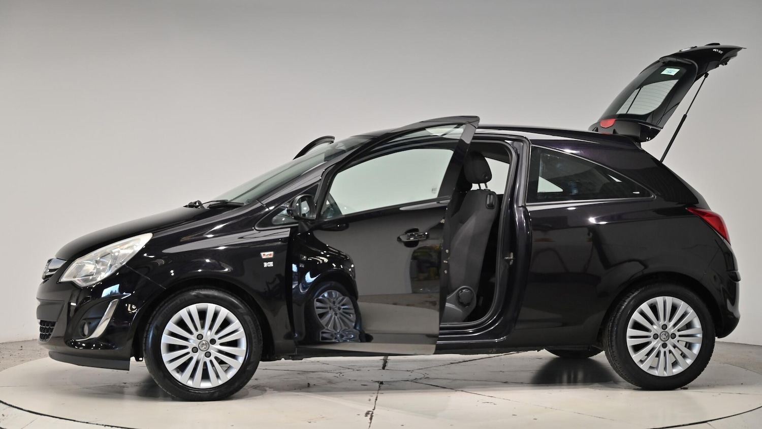 Used Vauxhall Corsa 2011 for sale - 76658164: Photo 55