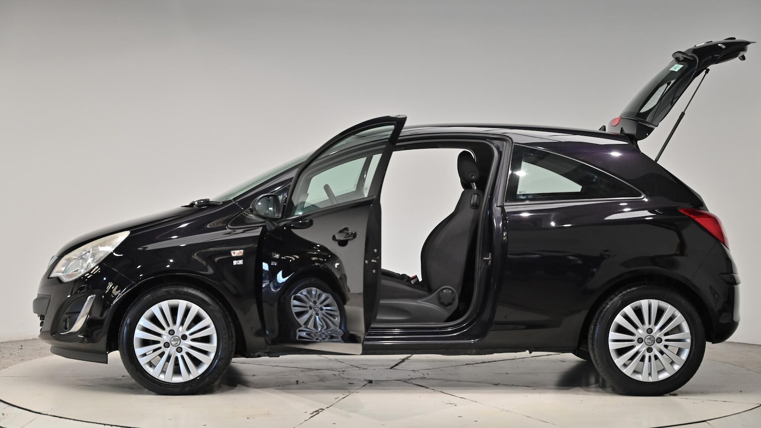 Used Vauxhall Corsa 2011 for sale - 76658164: Photo 56