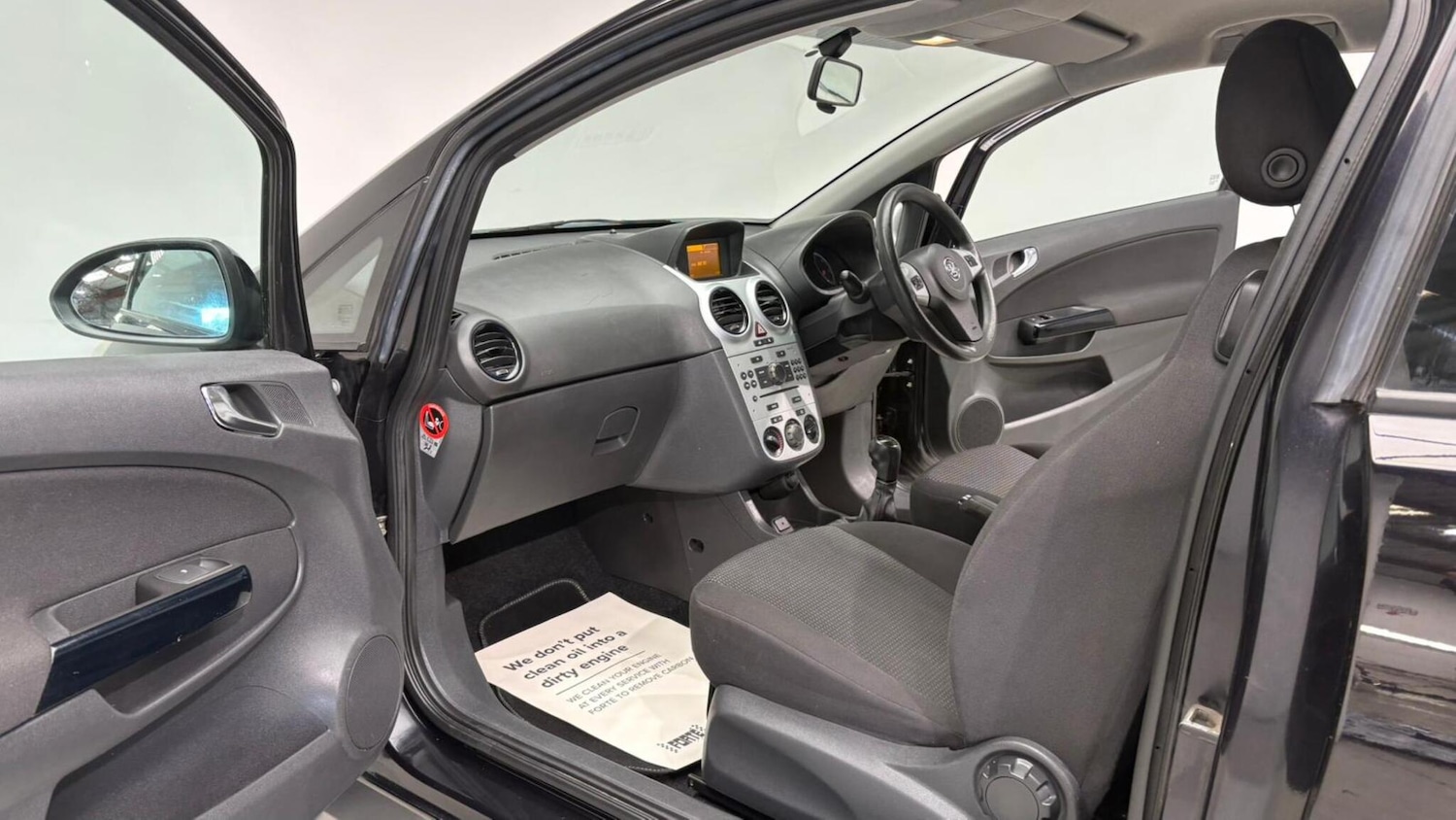 Used Vauxhall Corsa 2011 for sale - 76658164: Photo 80