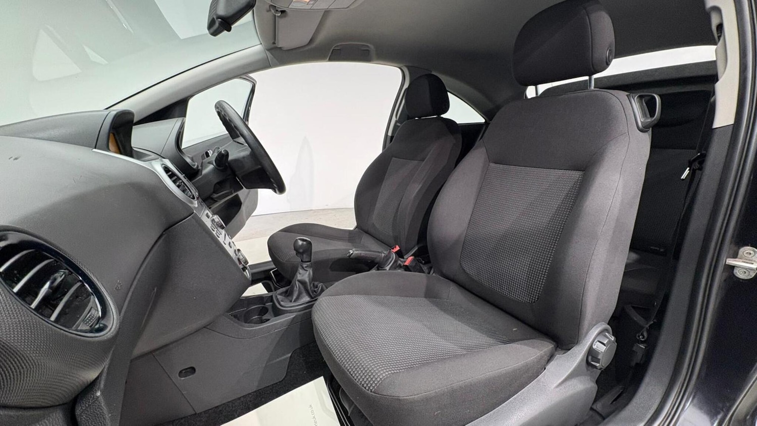 Used Vauxhall Corsa 2011 for sale - 76658164: Photo 81