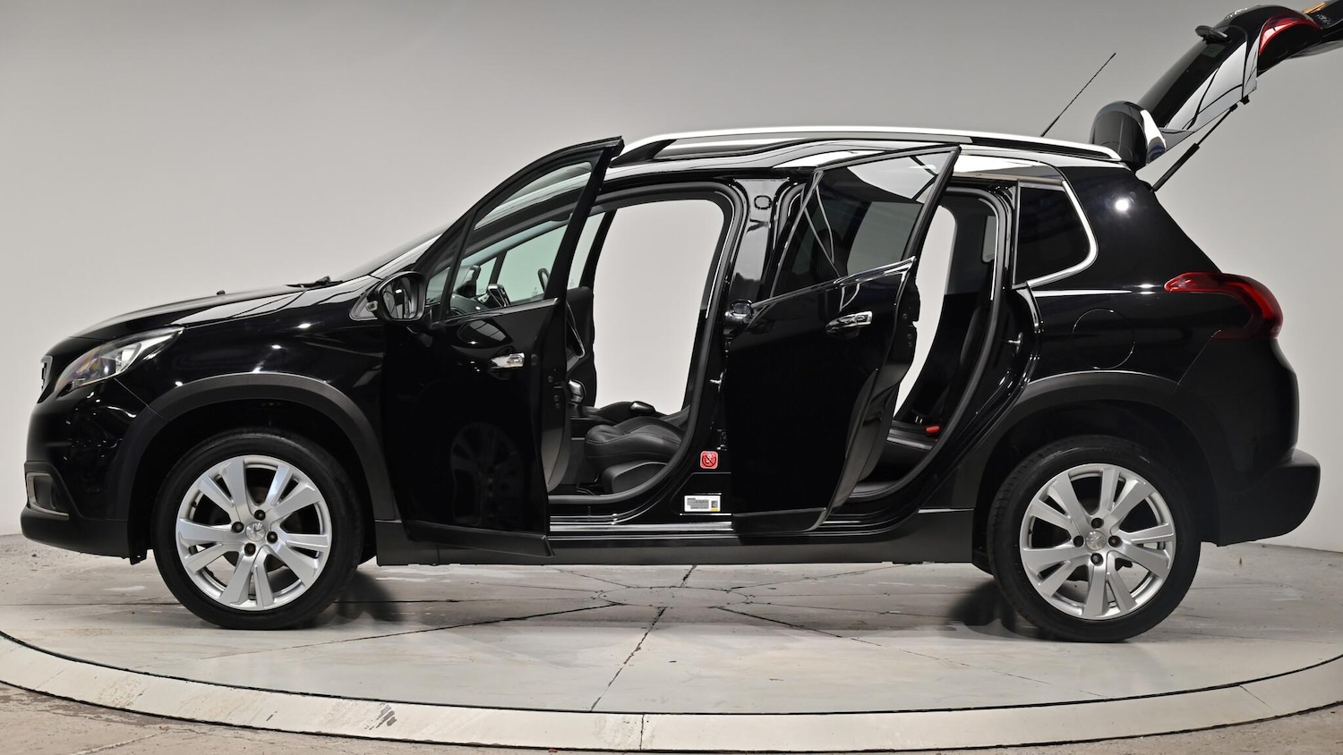 Used Peugeot 2008 2016 for sale - 76990944: Photo 56