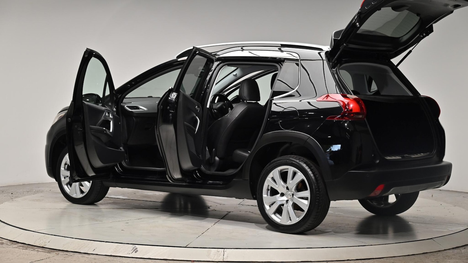 Used Peugeot 2008 2016 for sale - 76990944: Photo 60