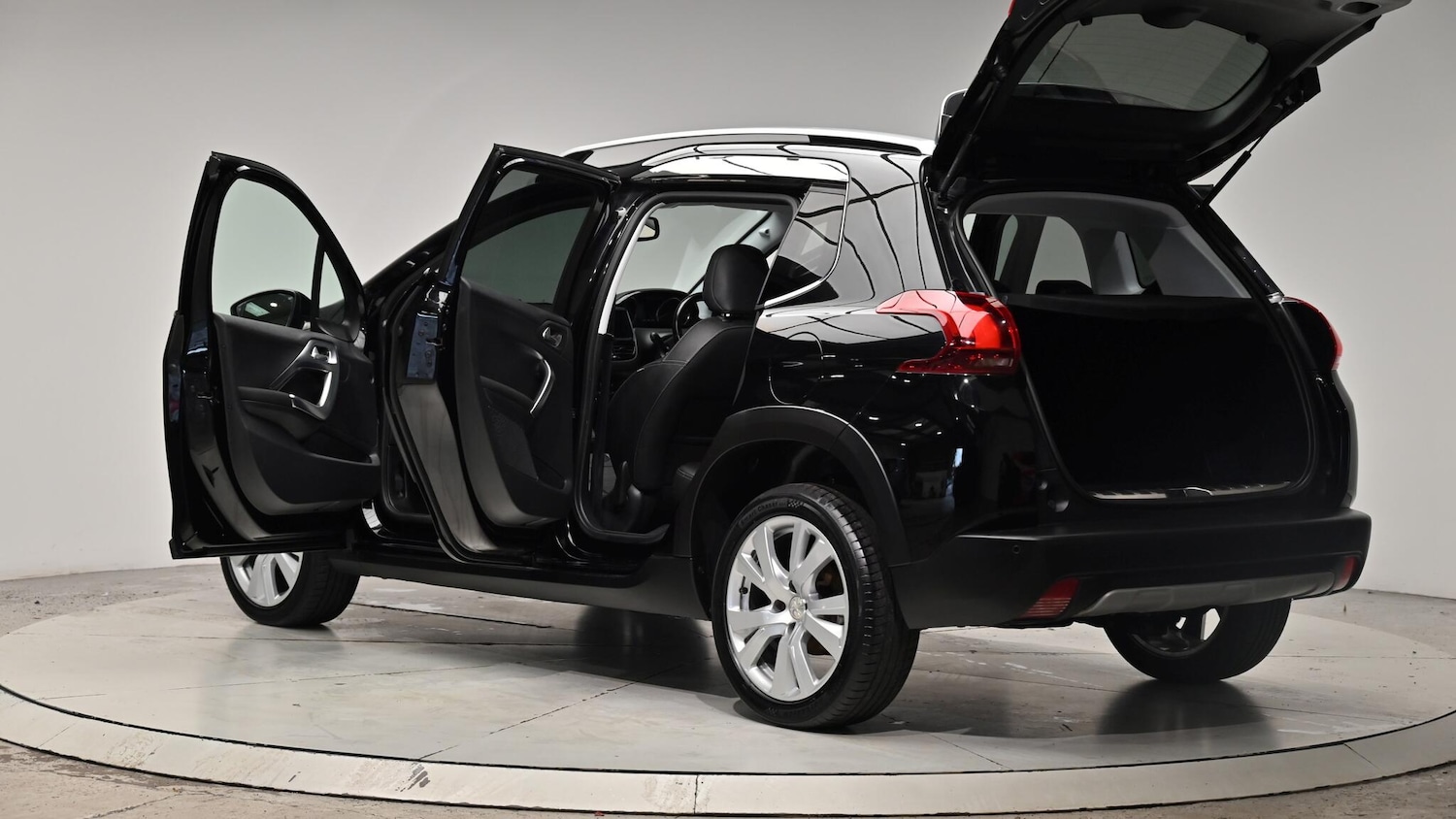 Used Peugeot 2008 2016 for sale - 76990944: Photo 61