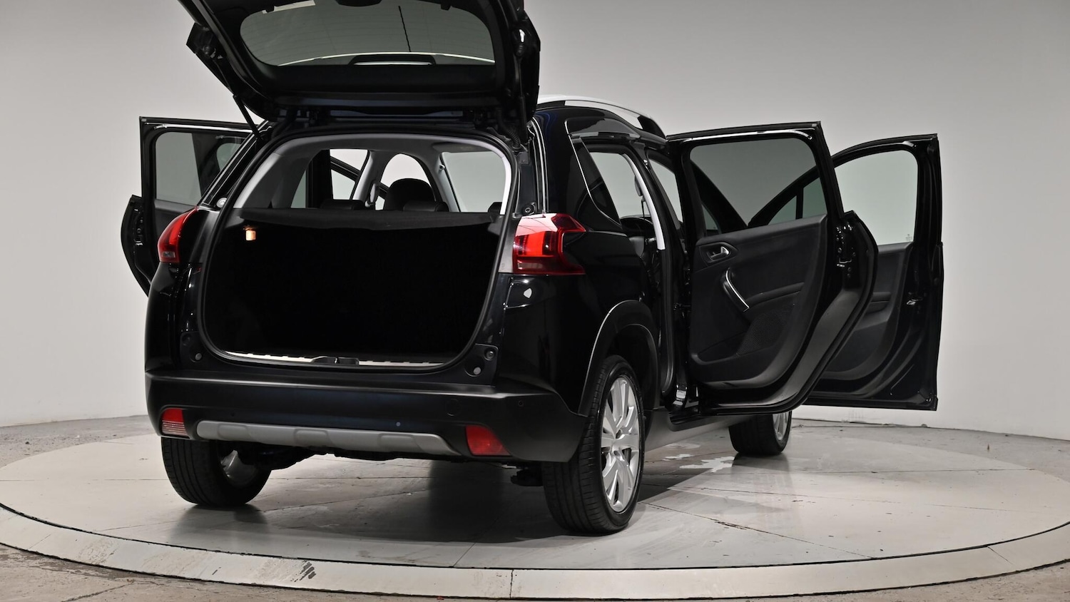 Used Peugeot 2008 2016 for sale - 76990944: Photo 67