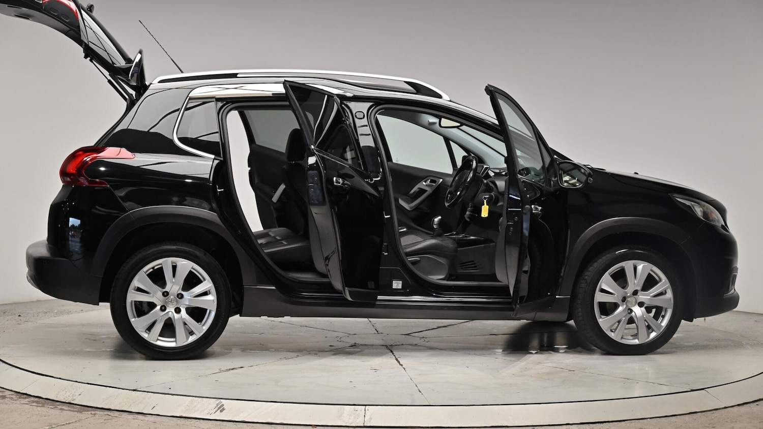 Used Peugeot 2008 2016 for sale - 76990944: Photo 73