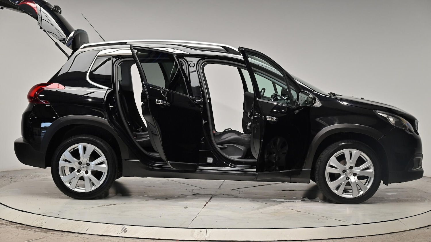 Used Peugeot 2008 2016 for sale - 76990944: Photo 74