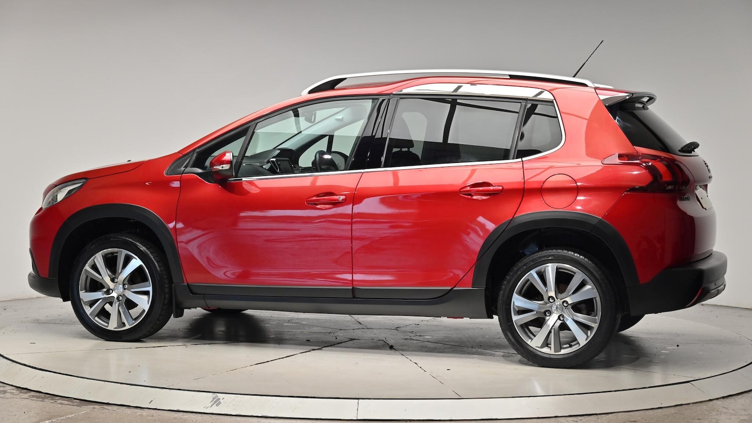 Used Peugeot 2008 2016 for sale - 76991945: Photo 22