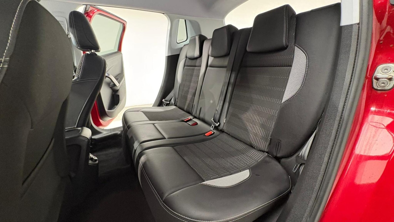 Used Peugeot 2008 2016 for sale - 76991945: Photo 86