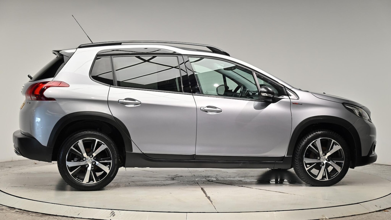 Used Peugeot 2008 2017 for sale - 76988943: Photo 37