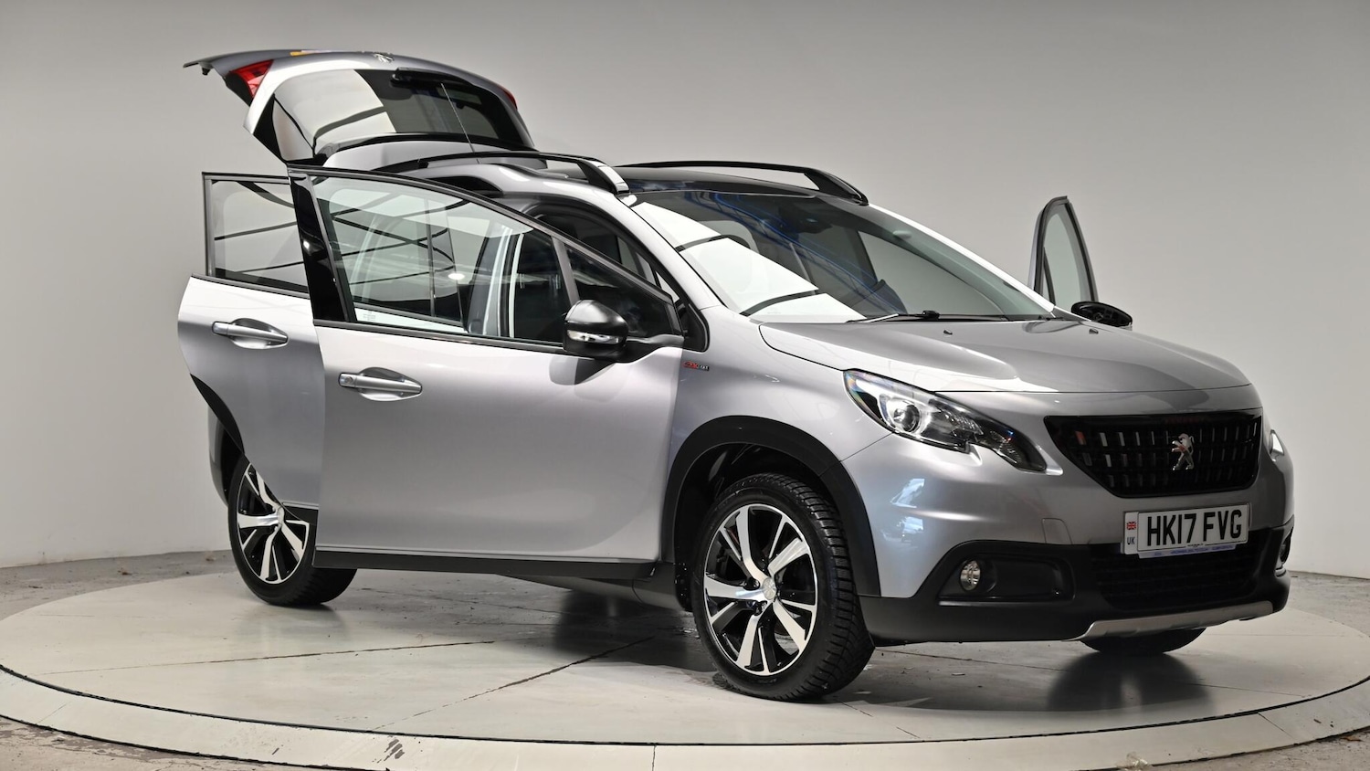 Used Peugeot 2008 2017 for sale - 76988943: Photo 43