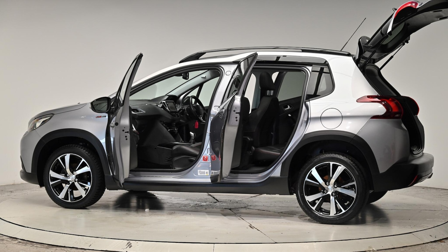 Used Peugeot 2008 2017 for sale - 76988943: Photo 58