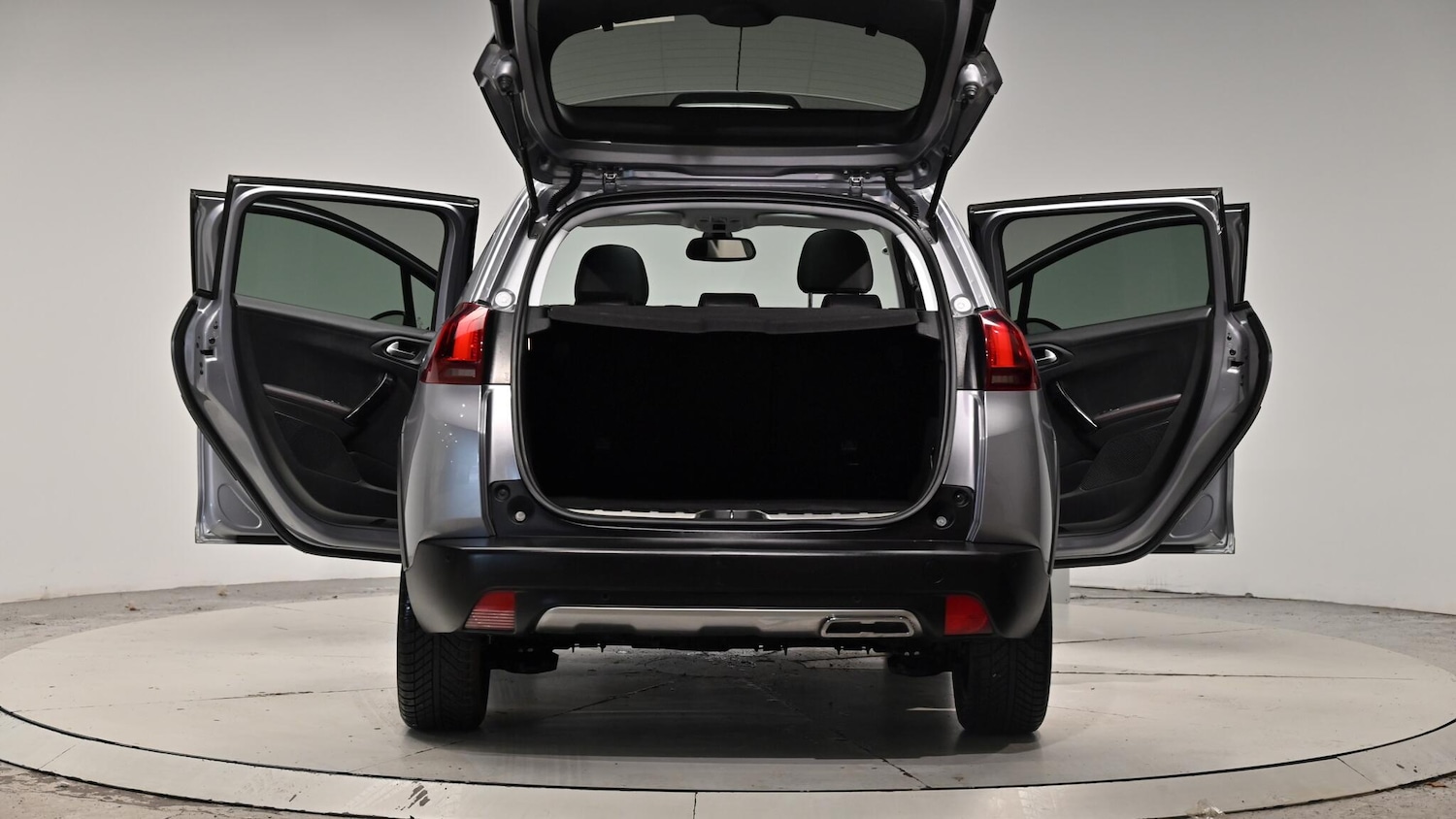 Used Peugeot 2008 2017 for sale - 76988943: Photo 65