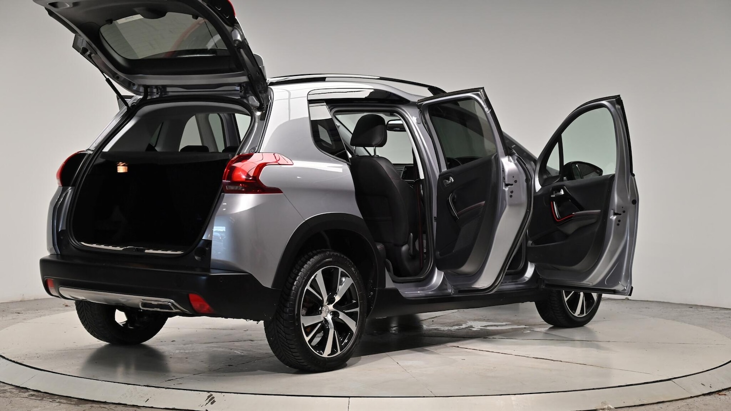 Used Peugeot 2008 2017 for sale - 76988943: Photo 69