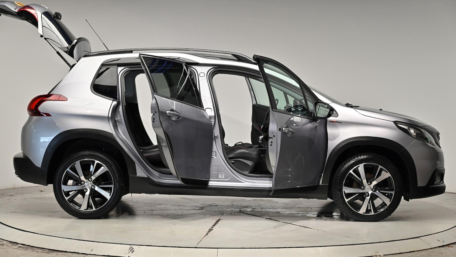 Used Peugeot 2008 2017 for sale - 76988943: Photo 74