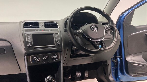 Used Volkswagen Polo 2015 for sale - 75001728: Photo 87