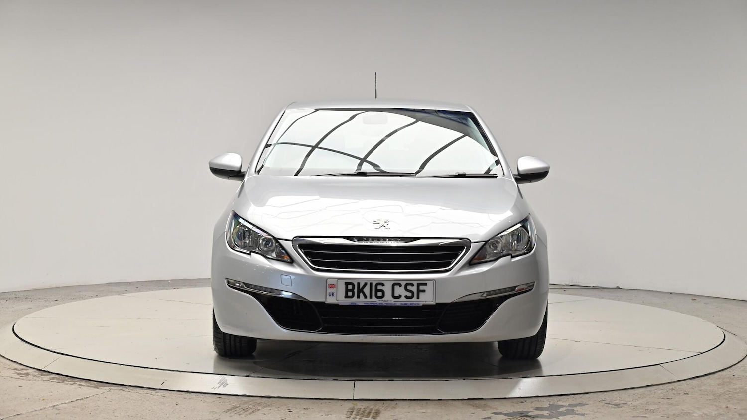 Used Peugeot 308 2016 for sale - 76728852: Photo 11