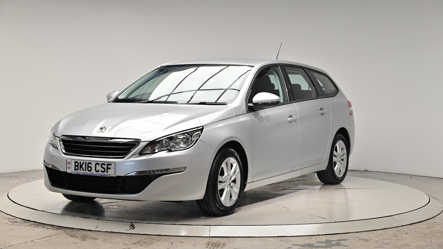 Used Peugeot 308 2016 for sale - 76728852: Photo 14